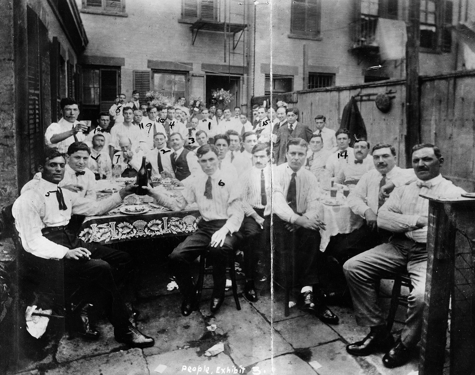 O recrutamento de novos membros pela máfia